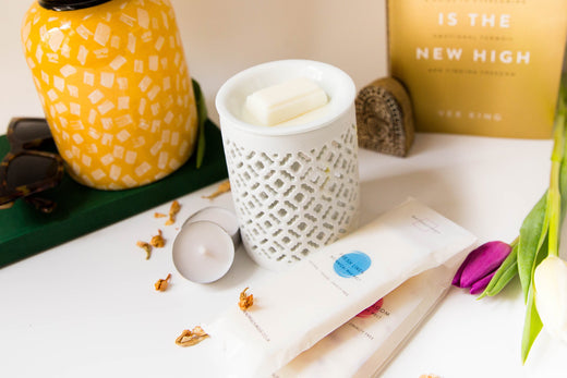 Wax Melts vs Candles: Which is Best for Your Home?